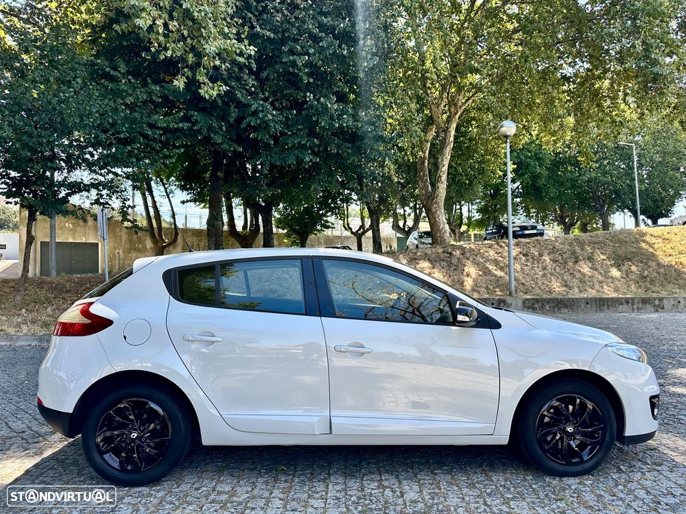 Renault Mégane 1.5 dCi Dynamique - 8