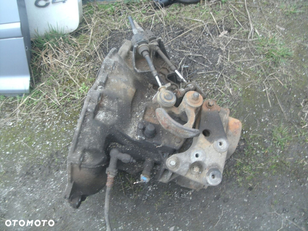 SKRZYNIA BIEGOW OPEL ZAFIRA B ASTRA H F17C419