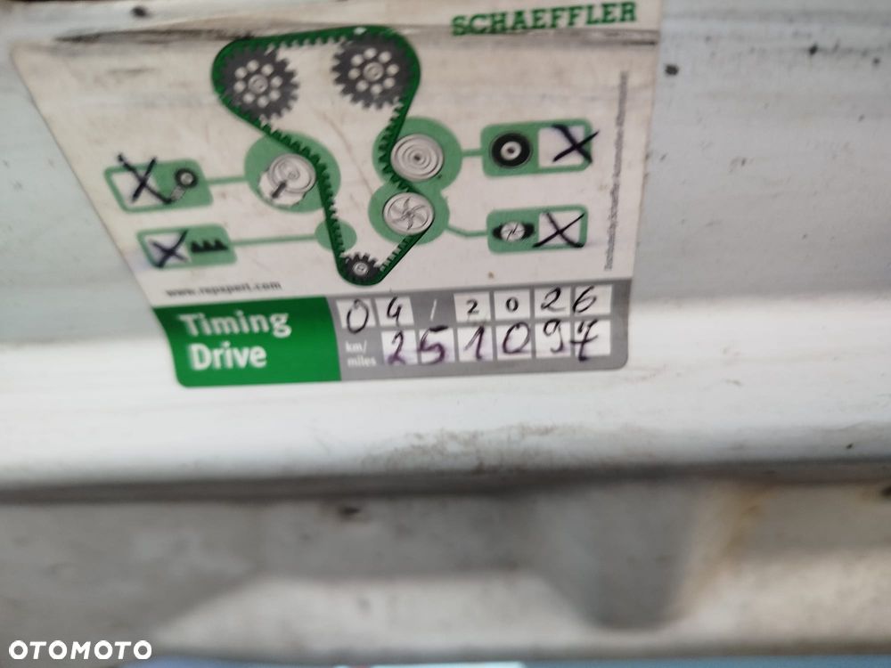 Ford Kuga 2.0 TDCi 4x4 Individual - 21