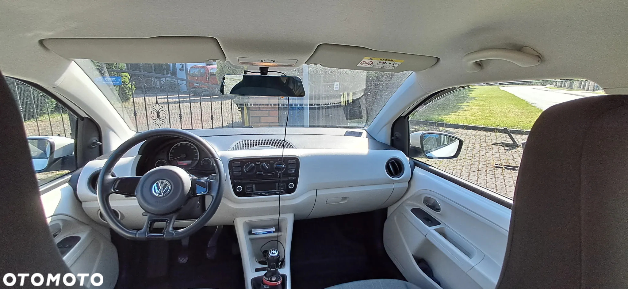 Volkswagen up! - 6