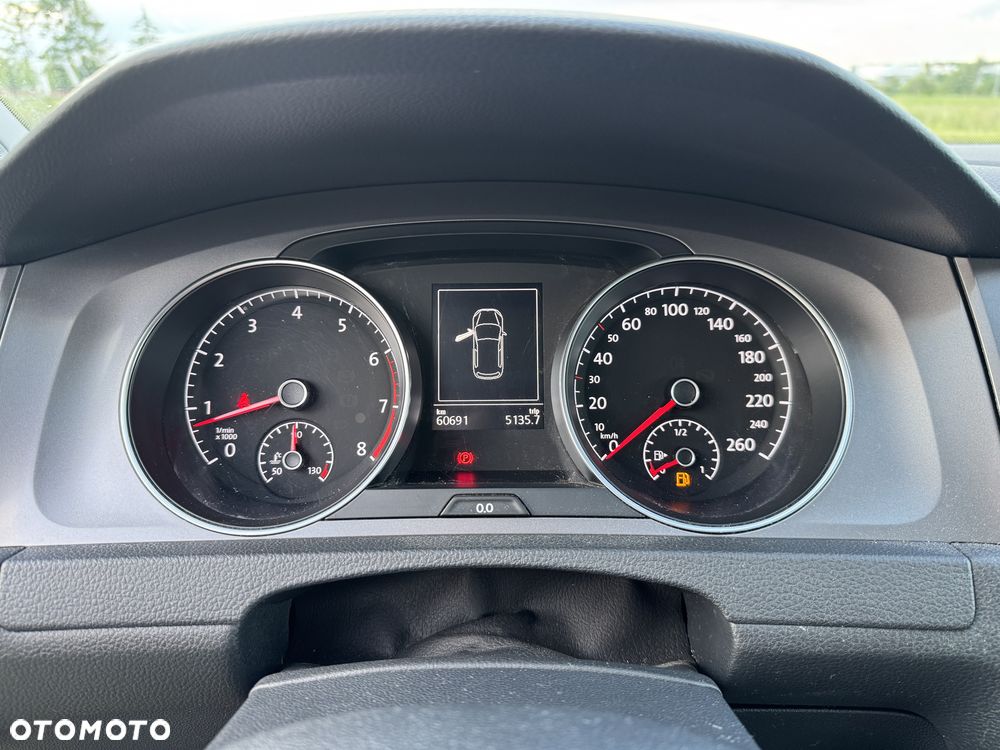 Volkswagen Golf 1.2 TSI BMT Trendline - 9