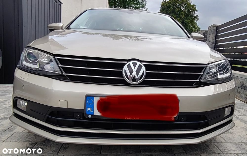 Volkswagen Jetta 1.4 TSI BMT Highline DSG - 4