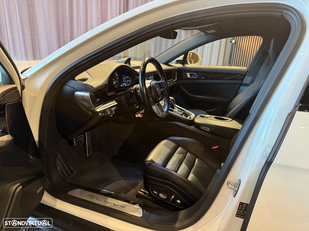 Porsche Panamera Sport Turismo 4 E-Hybrid Platinum Edition - 21