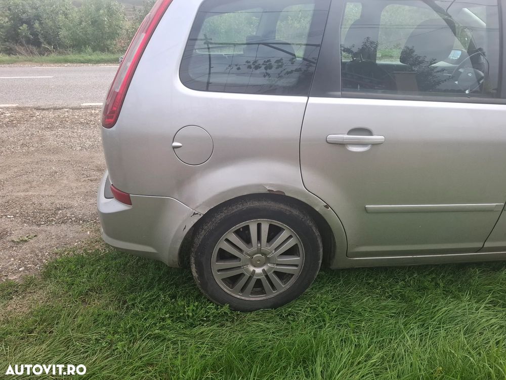 Ford C-Max - 10