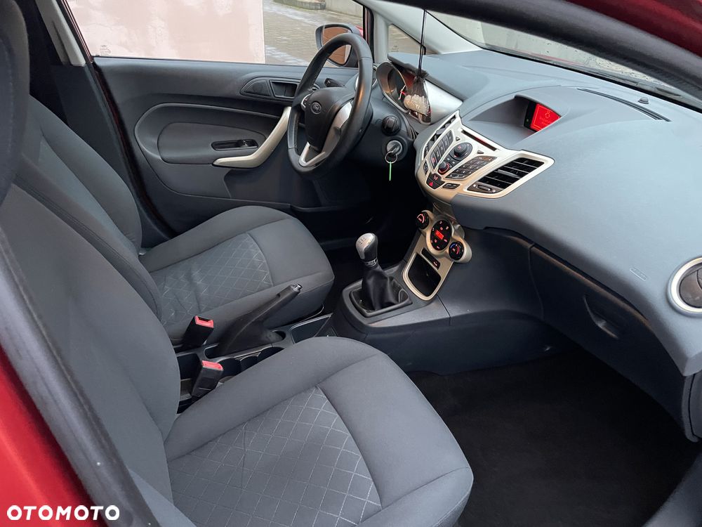 Ford Fiesta 1.4 Ghia EU5 - 12