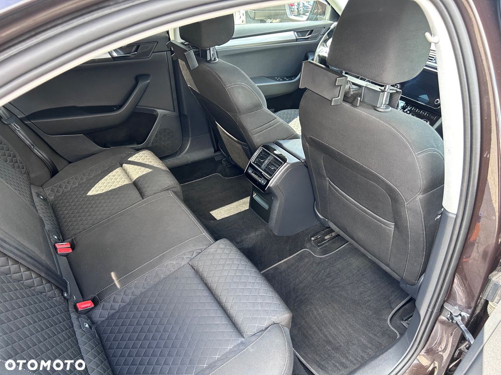 Skoda Superb 1.8 TSI Style DSG - 11