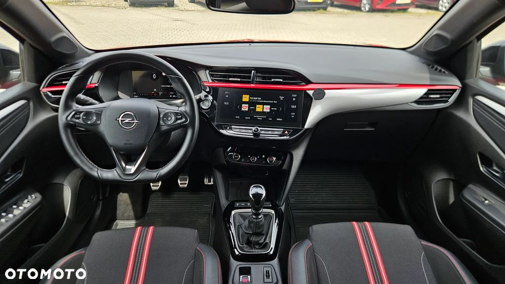 Opel Corsa 1.2 GS Line S&S - 9