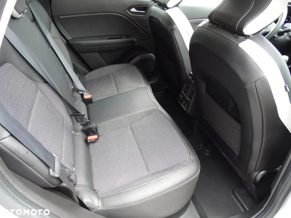 Renault Captur 1.3 TCe mHEV Techno - 19