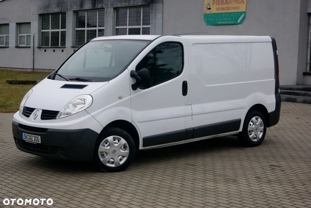 Renault TRAFIC - 6