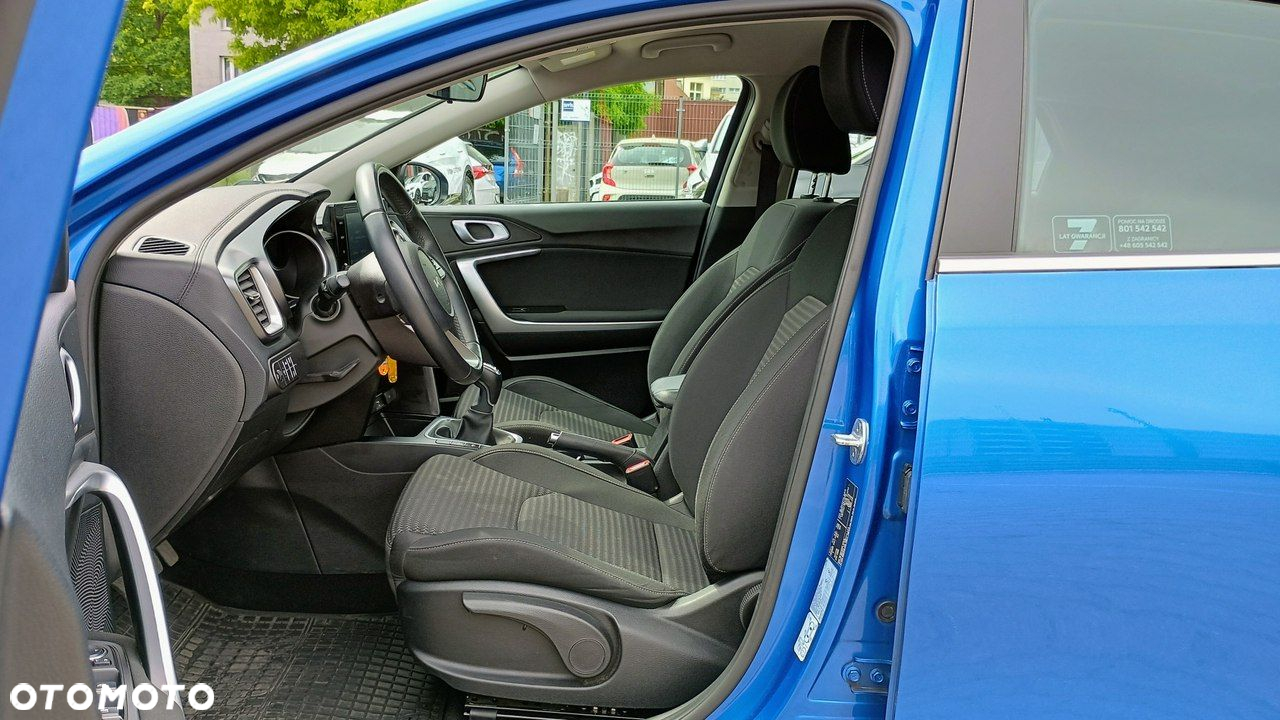 Kia XCeed - 11