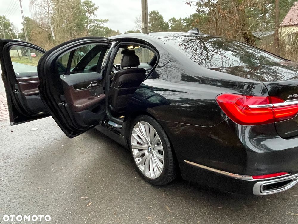 BMW Seria 7 740d xDrive - 1