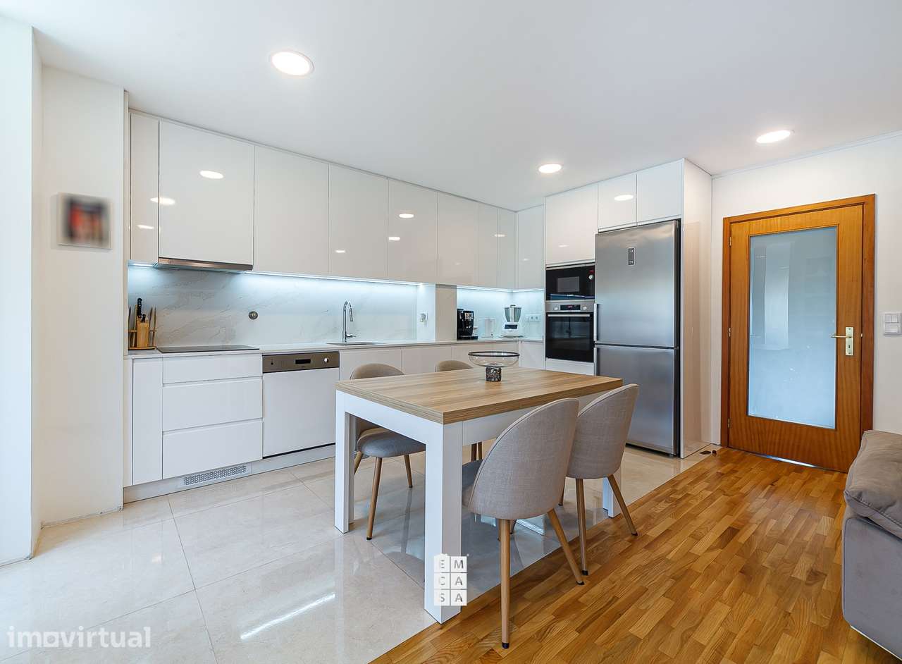 Apartamento T2 Venda em Gulpilhares e Valadares,Vila Nova de Gaia - Grande imagem: 2/41