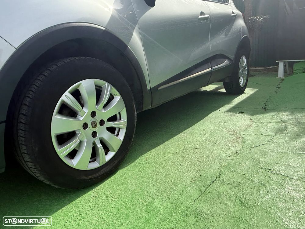 Renault Captur 1.5 dCi Exclusive - 4