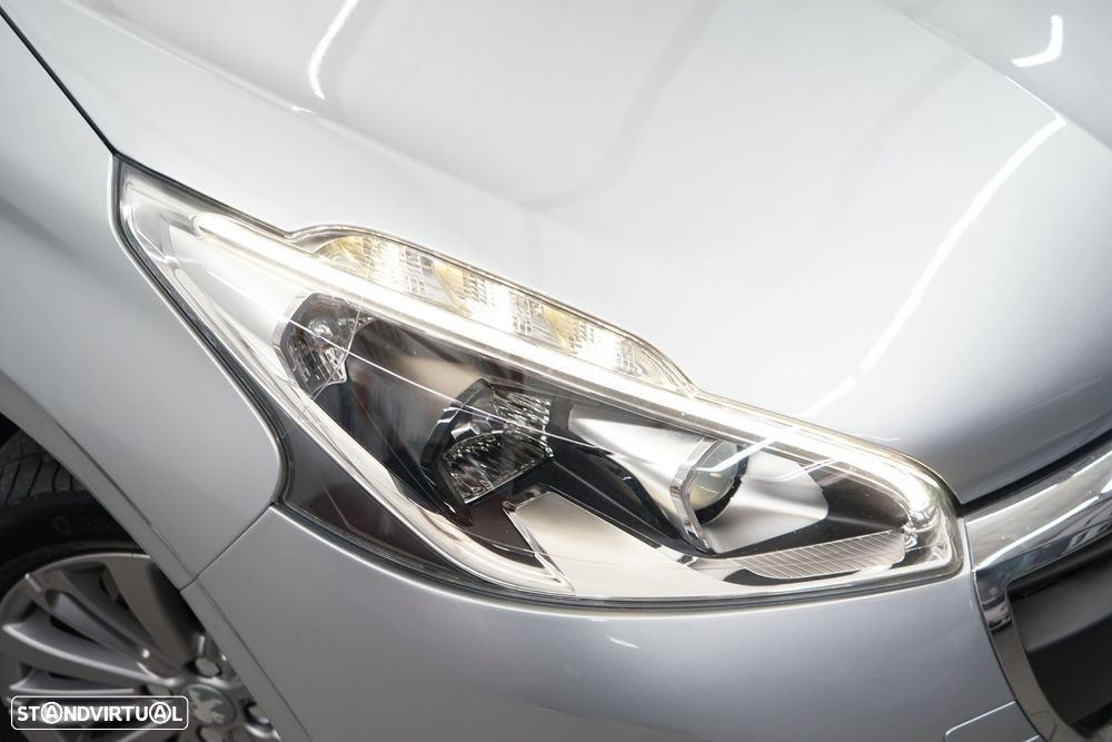 Peugeot 208 1.6 BlueHDi Active - 9