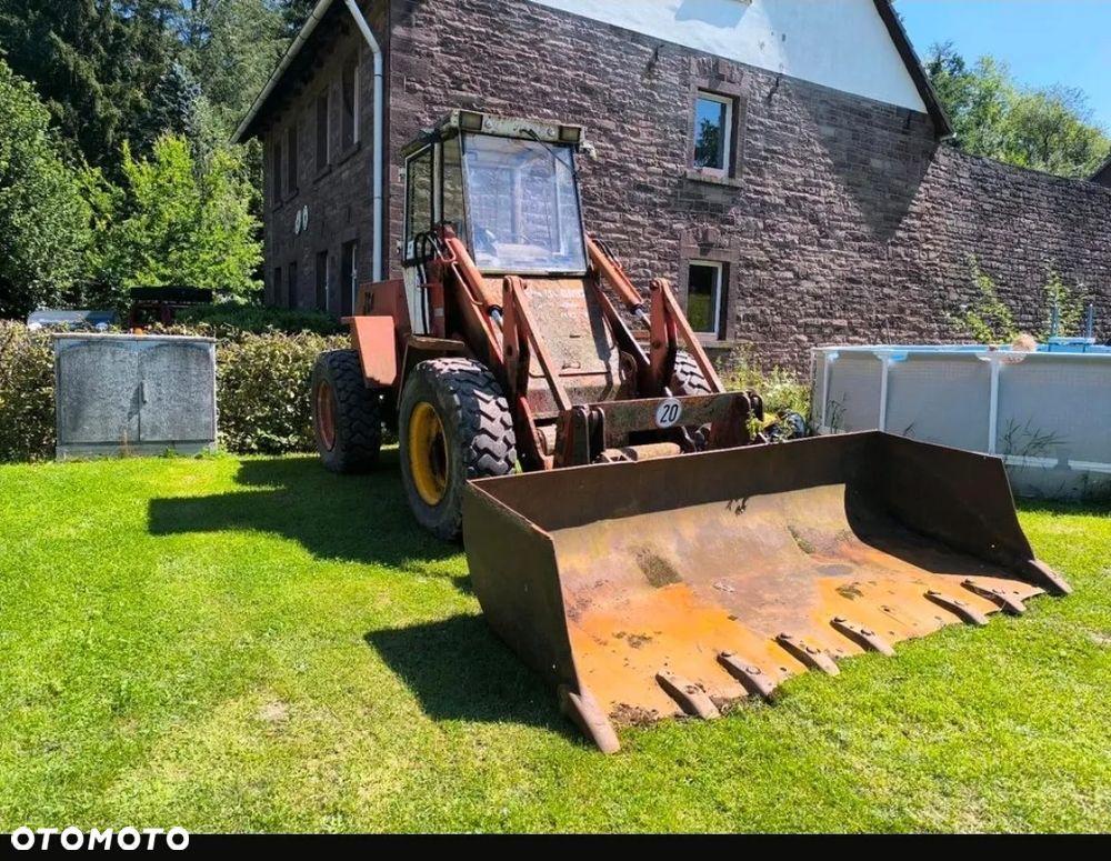 JCB 410 - 3