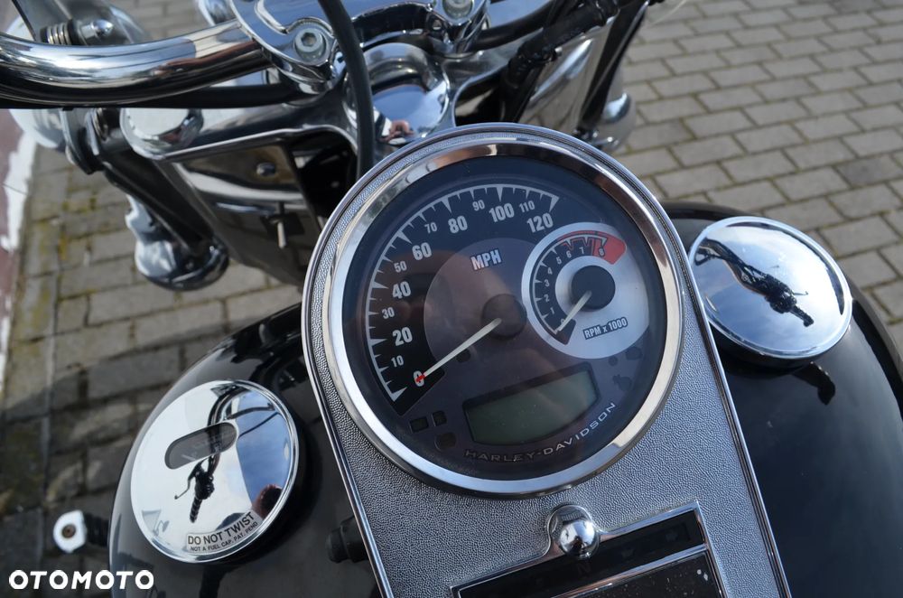 Harley-Davidson Softail Heritage Classic - 23