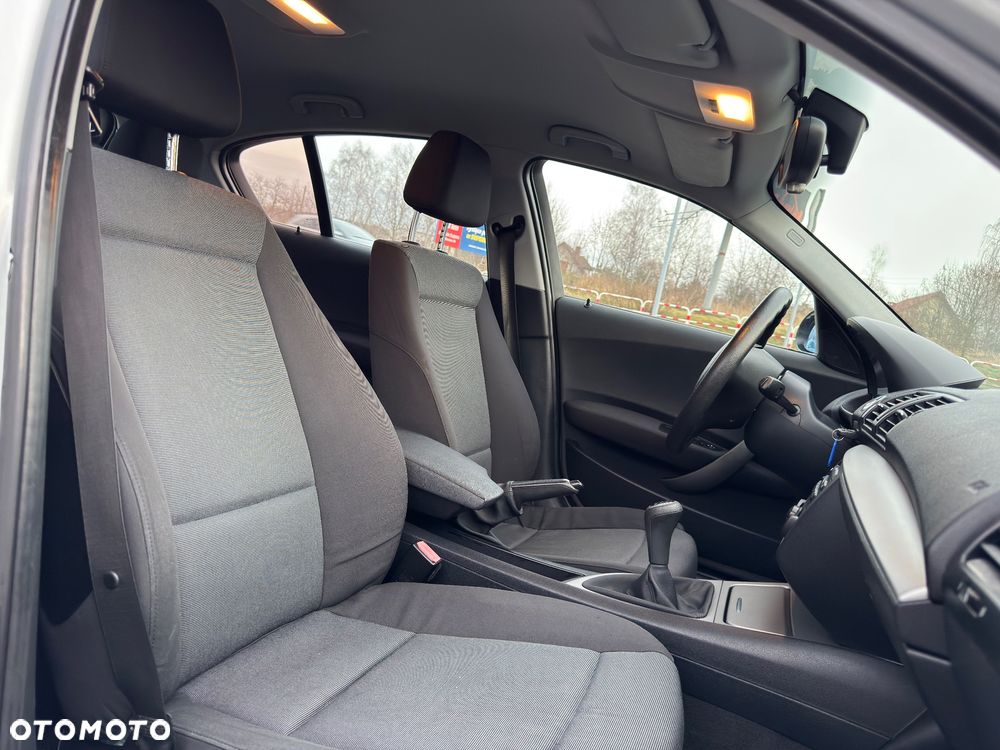 BMW Seria 1 - 27