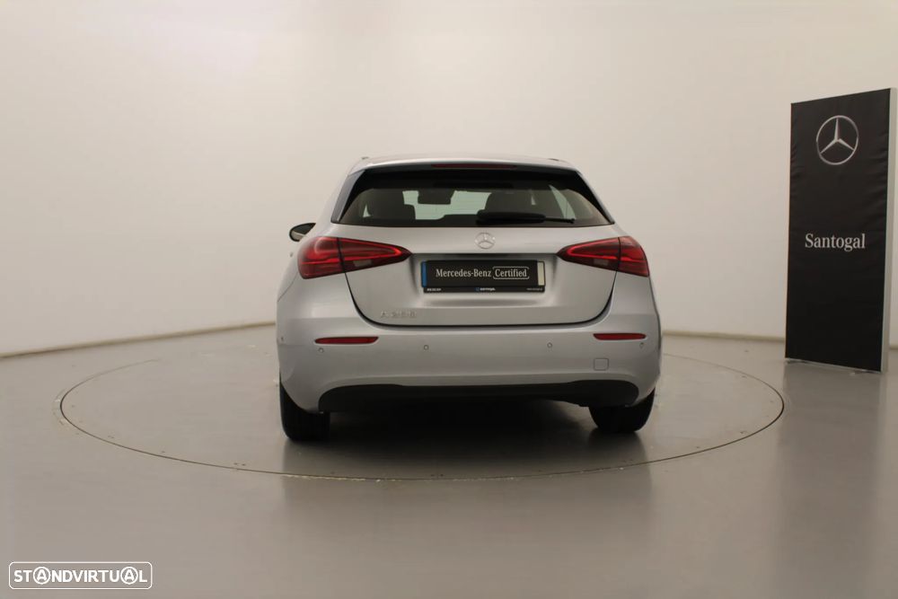 Mercedes-Benz A 200 Standard - 8
