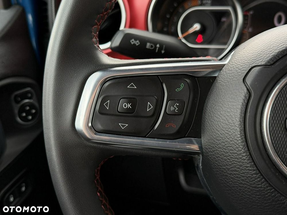 Jeep Wrangler - 23