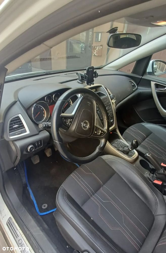 Opel Astra 1.4 Sport - 8