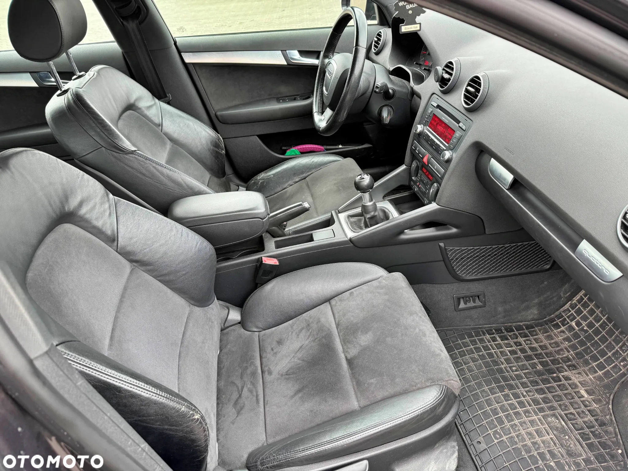 Audi A3 ver-2-0-tfsi-quattro-sportback-ambition - 22