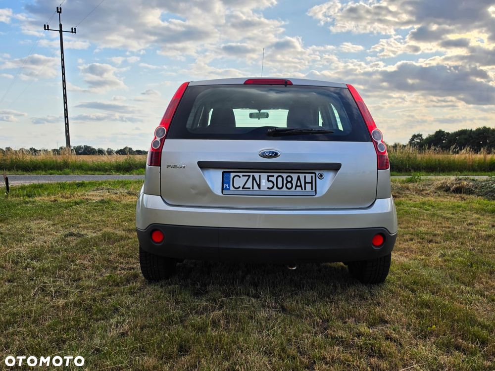 Ford Fiesta - 4