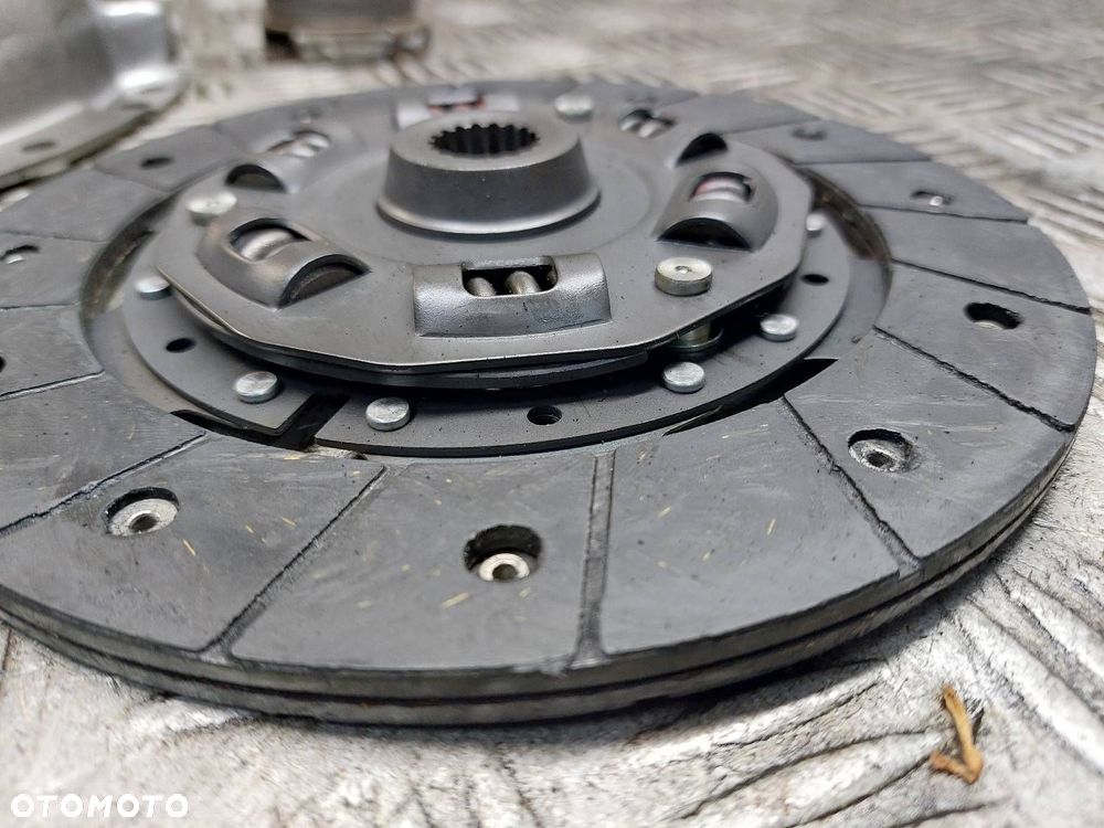 SPRZĘGŁO TARCZA DOCISK ŁOŻYSKO KOŁO ZAMACHOWE SUZUKI IGNIS II 1.3 16V - 4