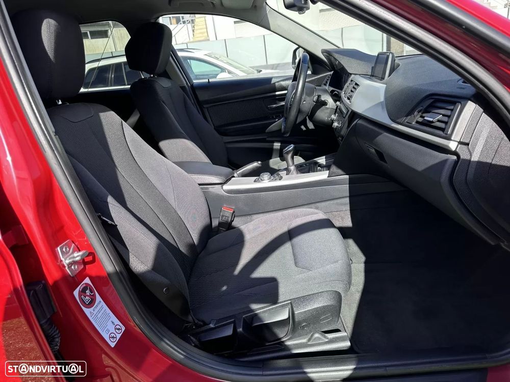 BMW 316 d Line Sport - 54