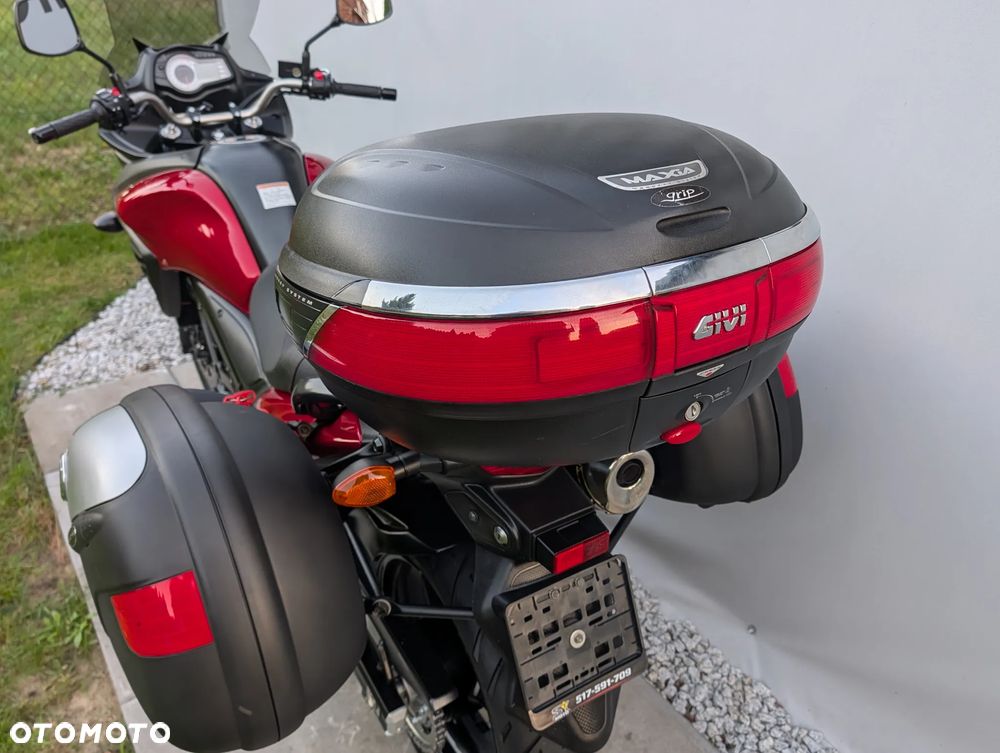 Suzuki DL - 23
