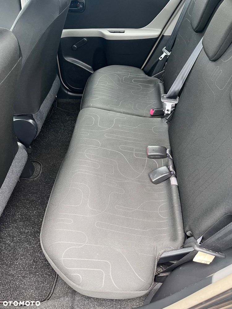 Toyota Yaris - 20