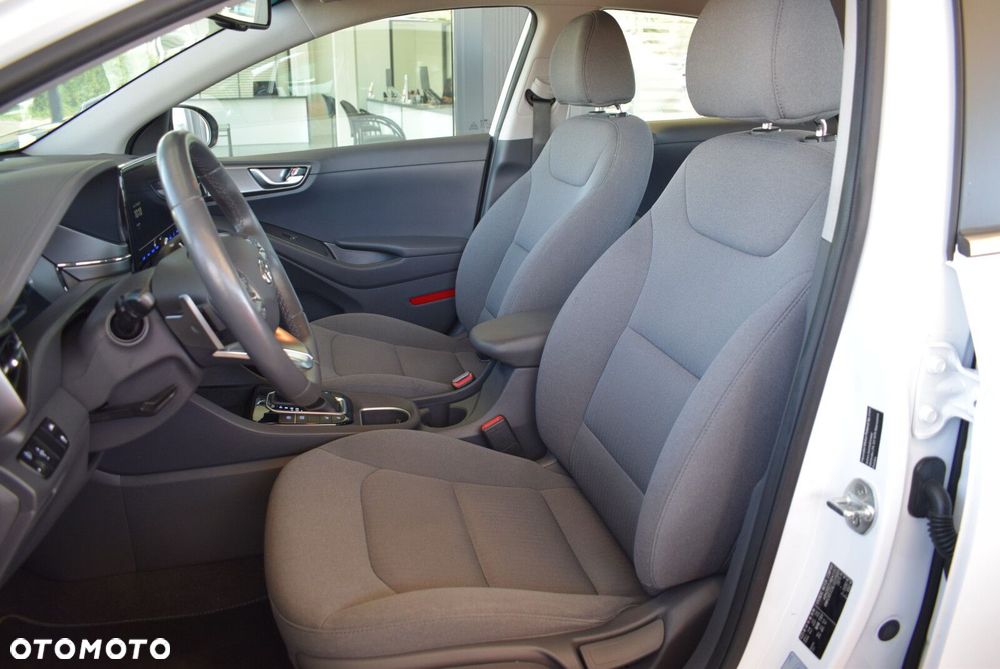 Hyundai IONIQ Hybrid Premium - 13