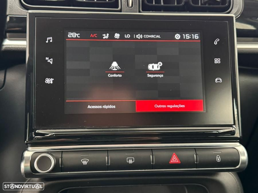 Citroën C3 1.2 PureTech Shine - 24