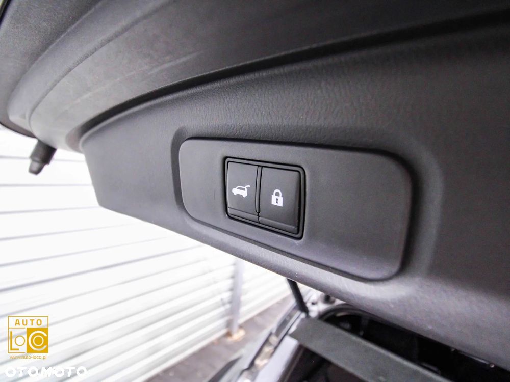 Nissan Qashqai 1.3 DIG-T N-Connecta - 15