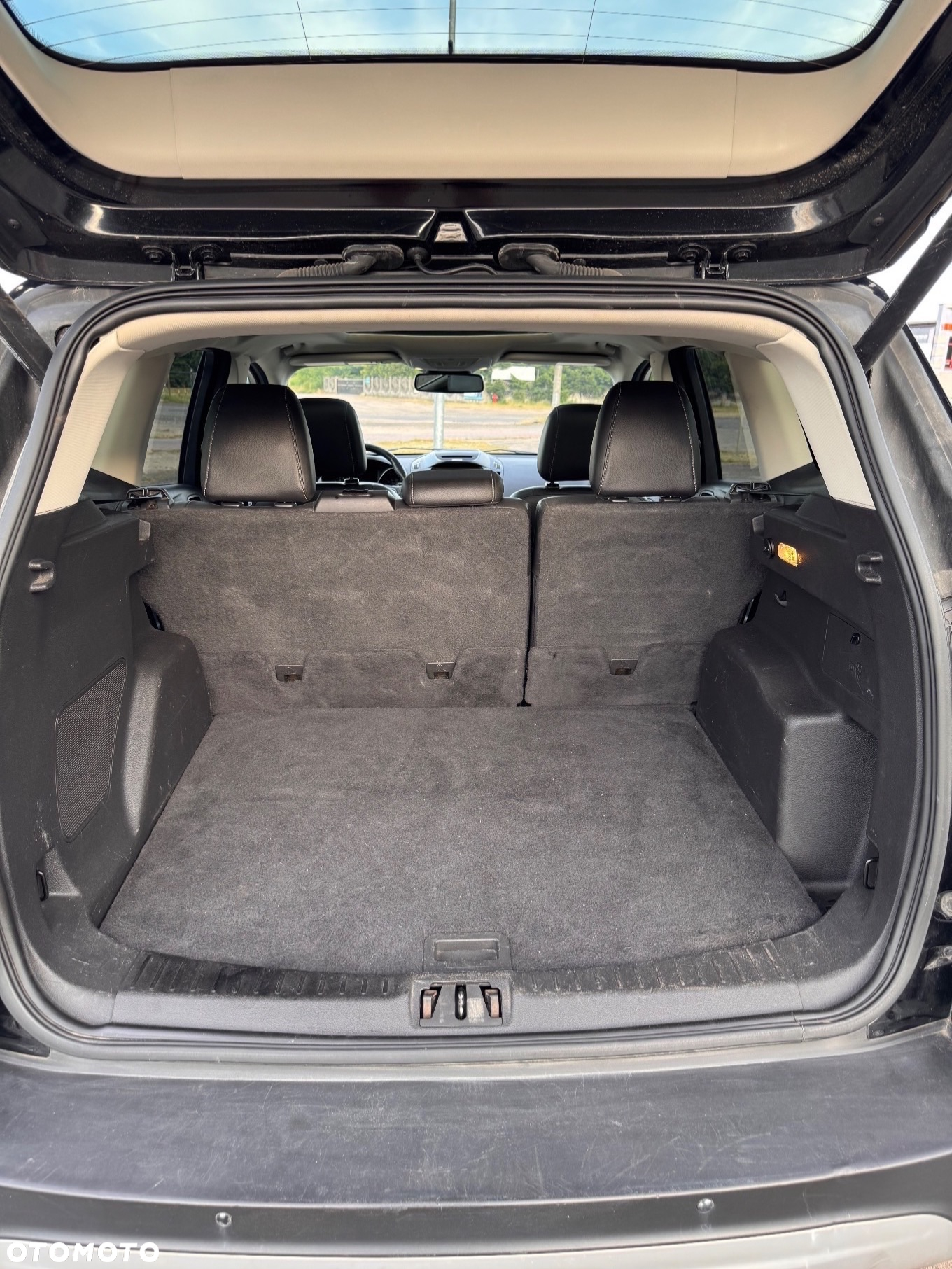 Ford Escape 2.0 EcoBoost AWD Titanium - 16
