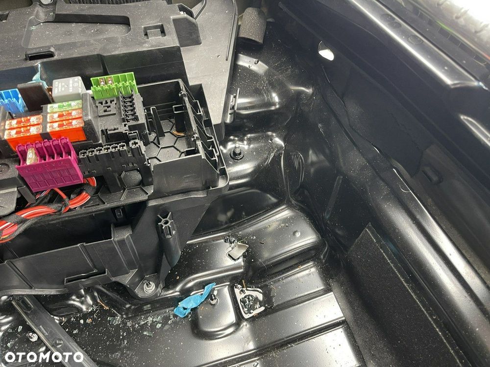 Mercedes-Benz Klasa C 200 d T 9G-TRONIC - 12