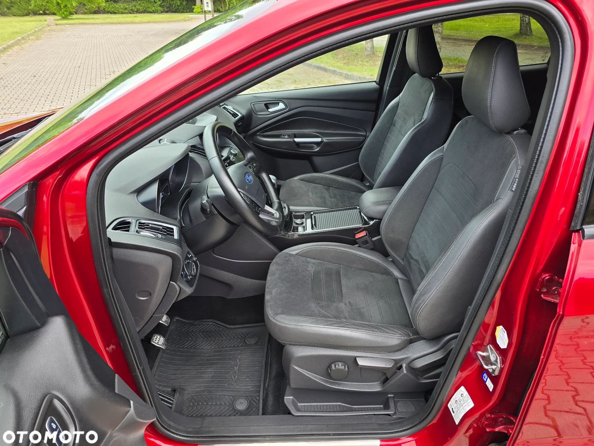 Ford Kuga 2.0 TDCi AWD ST-Line - 10