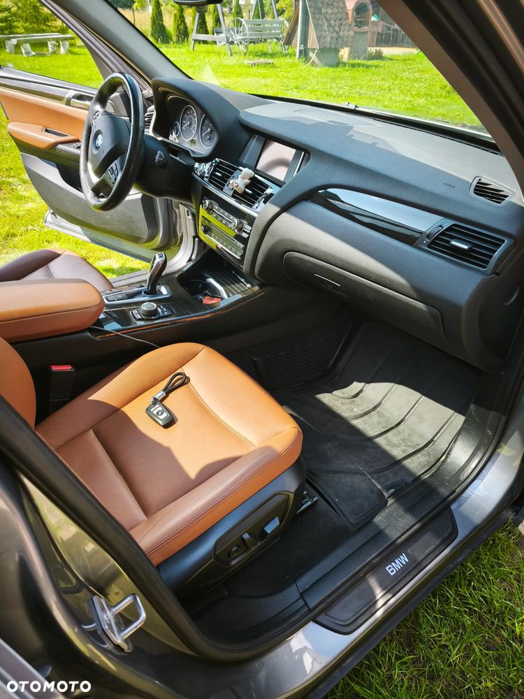 BMW X3 xDrive28i - 12