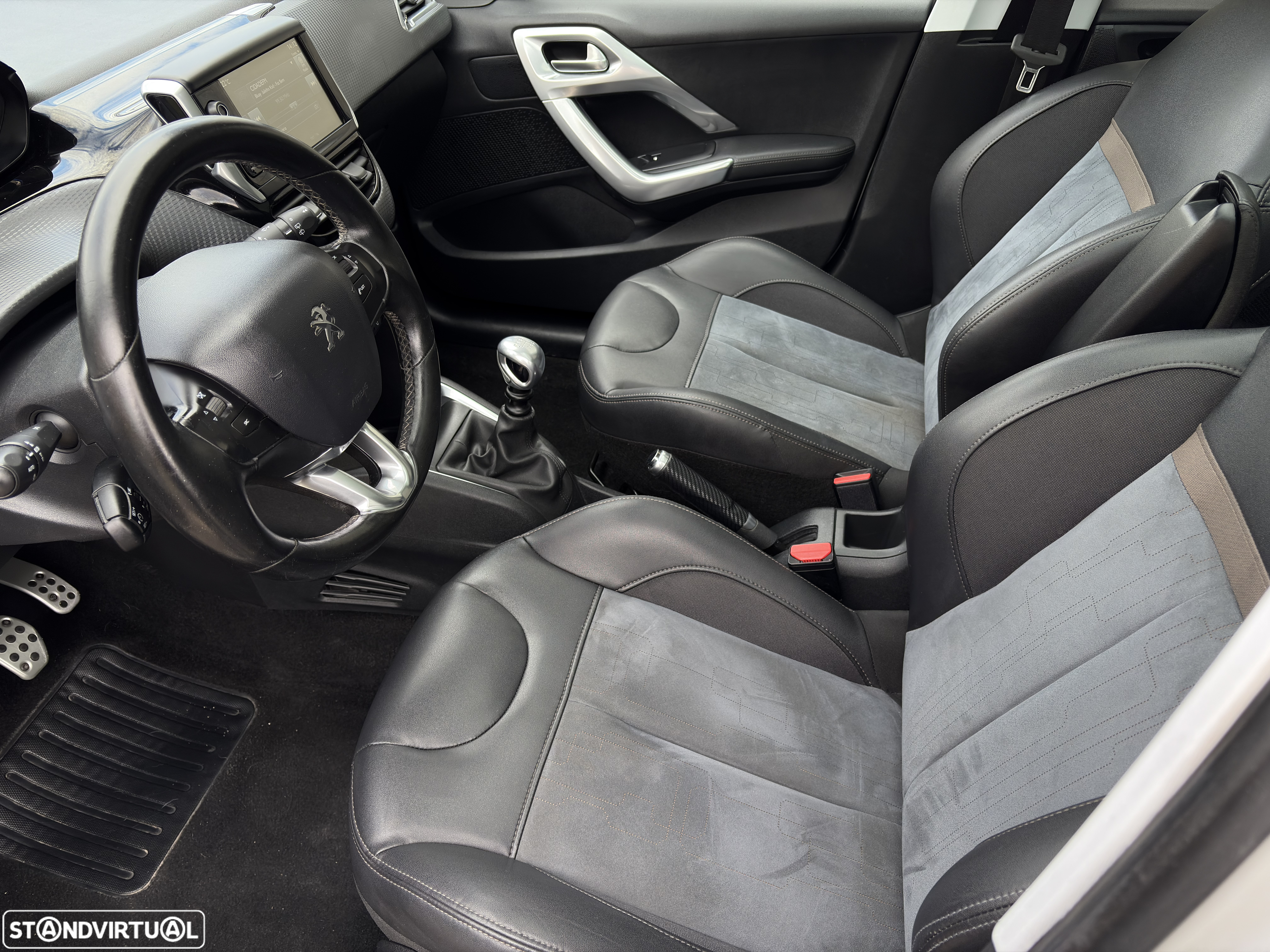 Peugeot 208 Blue-HDi 120 Stop&Start Allure - 4