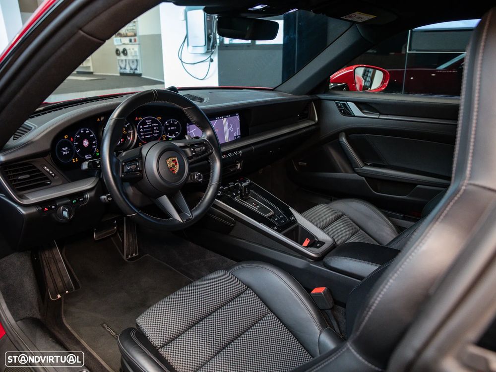 Porsche 911 (992) Carrera 4S PDK - 18