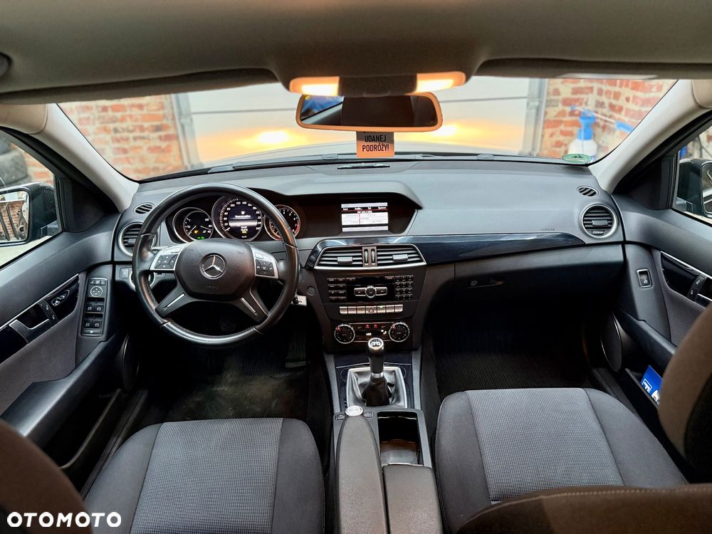 Mercedes-Benz Klasa C 180 (BlueEFFICIENCY) Elegance - 6