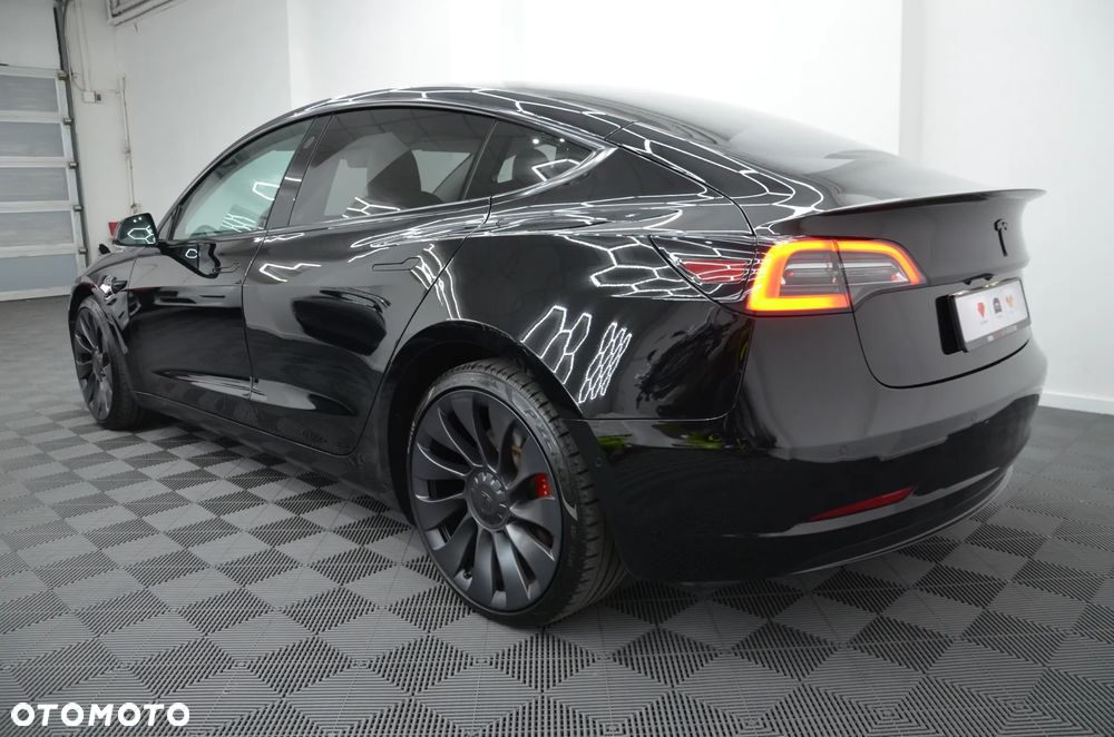 Tesla Model 3 Langstreckenbatterie Allradantrieb Dual Motor Performance - 6