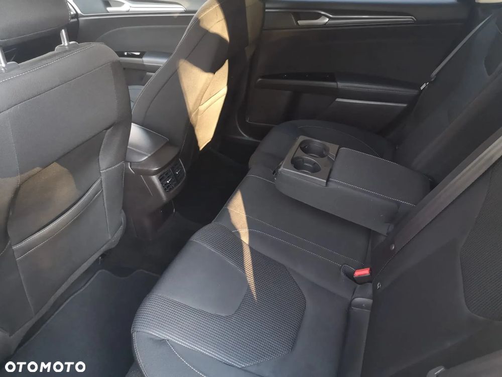 Ford Mondeo 2.0 EcoBlue Titanium AWD - 8