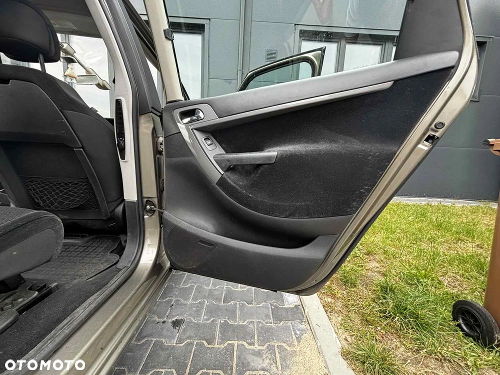 Citroën C4 Picasso 1.6 HDi X - 11