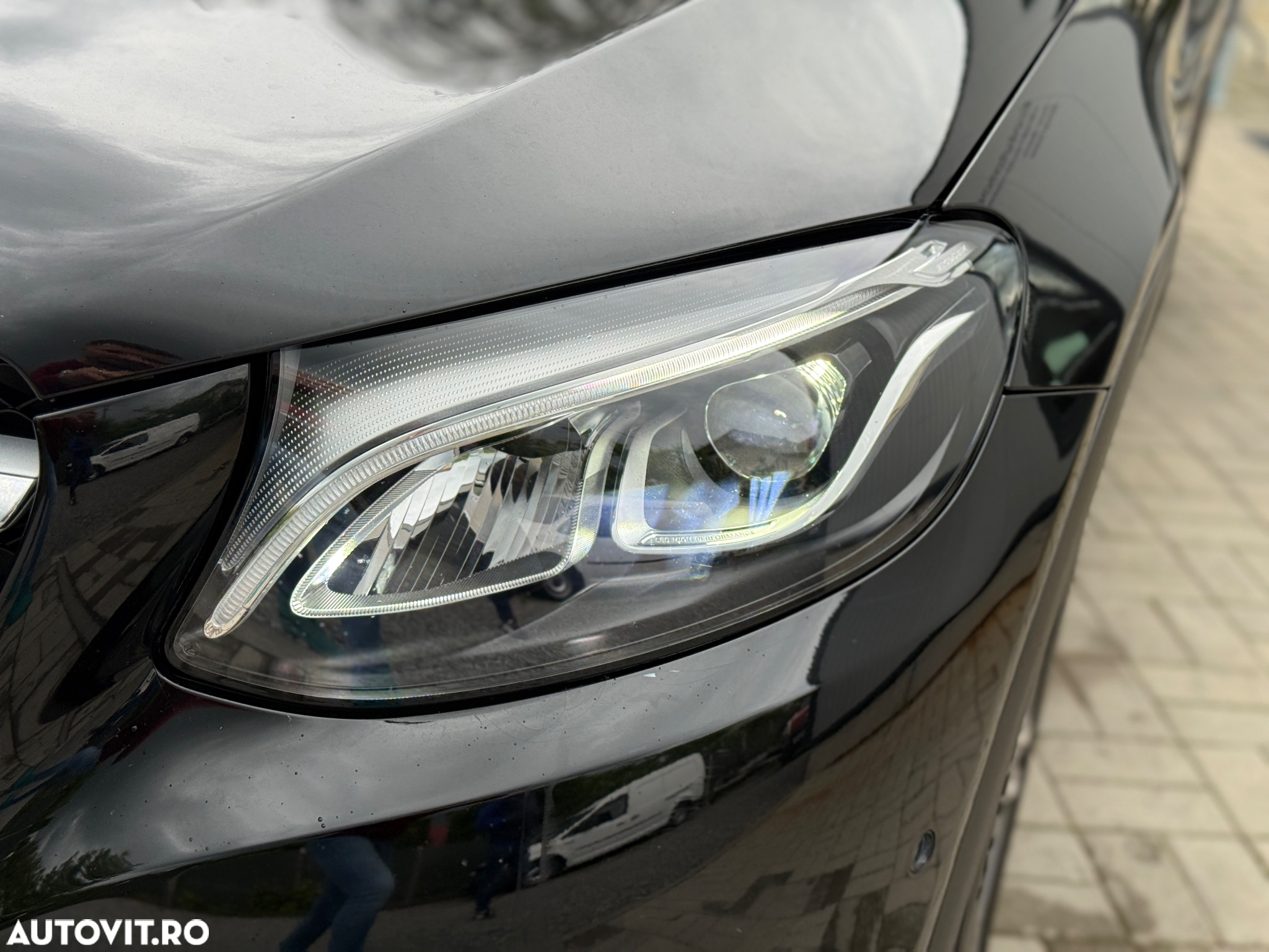 Mercedes-Benz GLC 220 d 4MATIC - 18