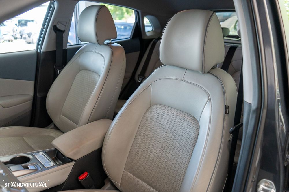 Hyundai Kauai - 8