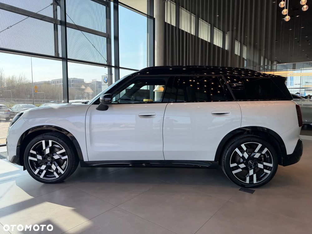 MINI Countryman Cooper S ALL4 John Cooper Works Trim - 9