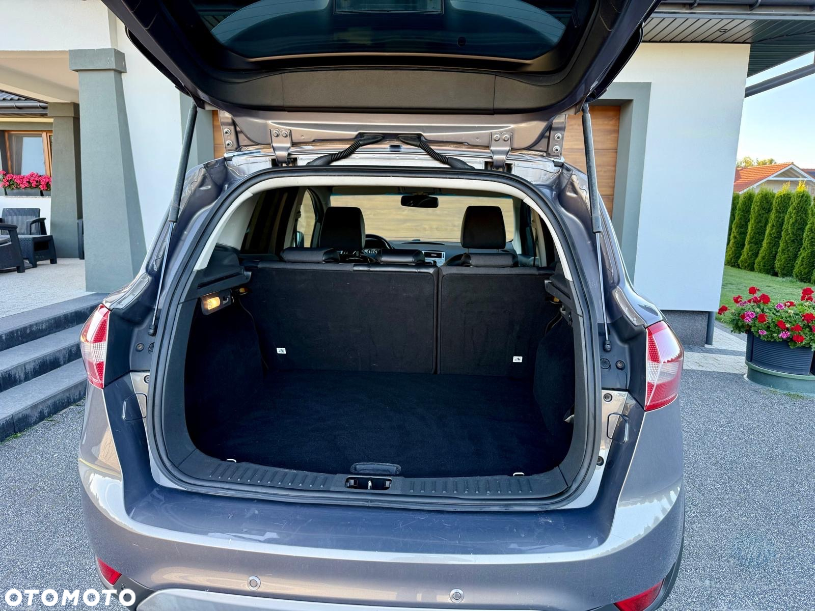 Ford Kuga 2.0 TDCi 4x4 Titanium - 17