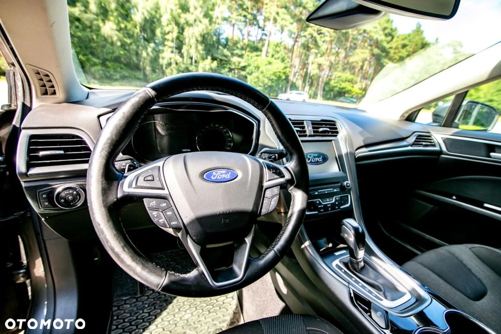 Ford Mondeo 2.0 TDCi Titanium 4WD PowerShift - 13