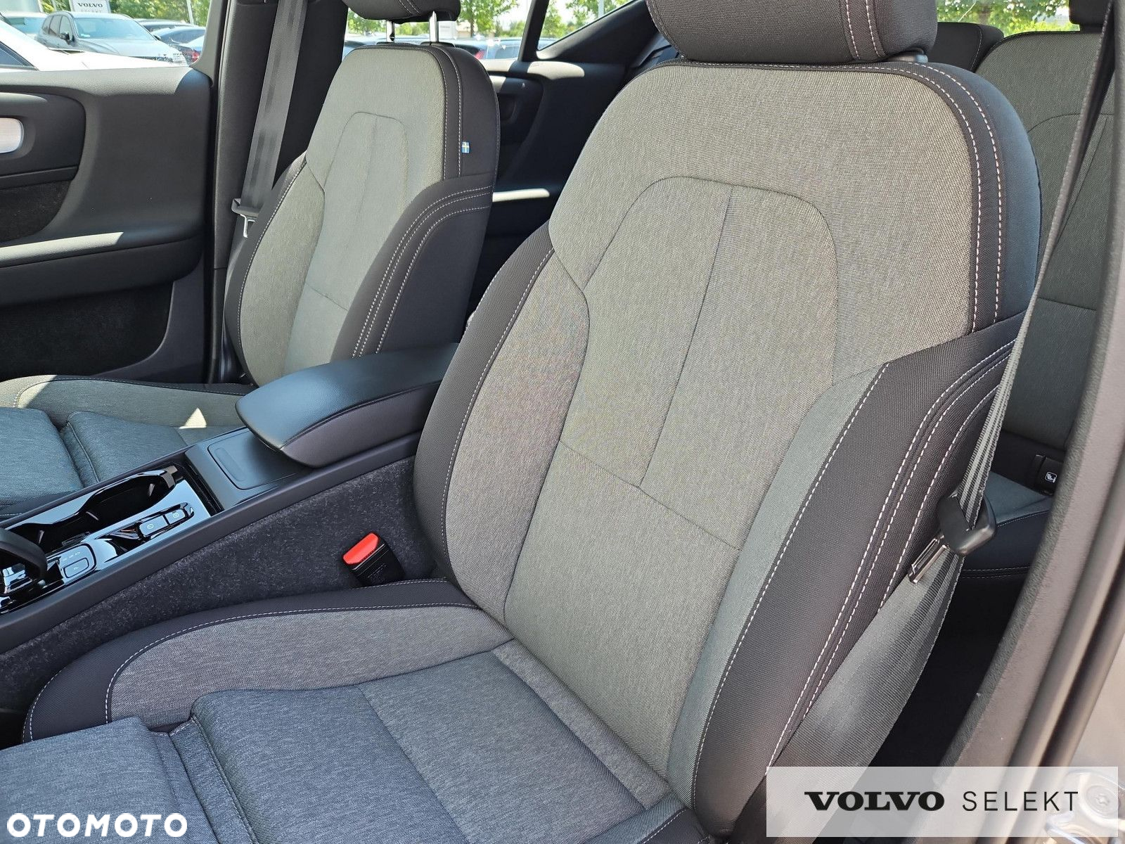 Volvo XC 40 B3 Plus Dark - 15