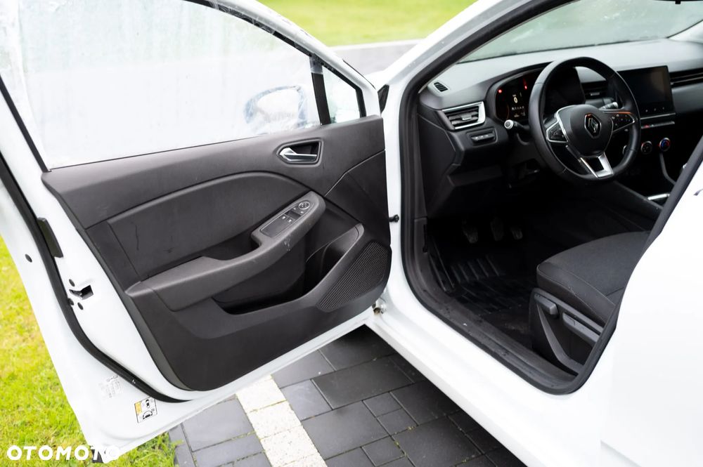 Renault Clio - 2